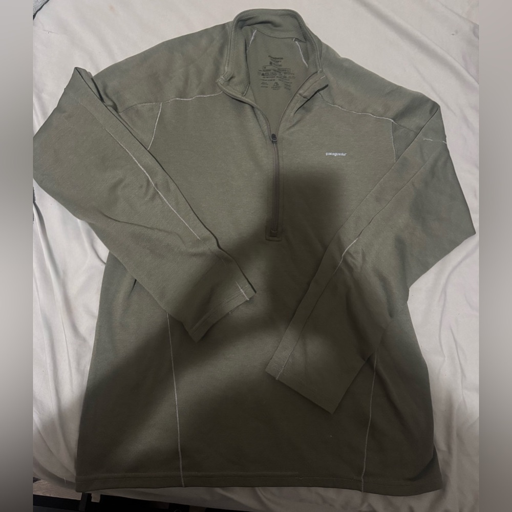 Patagonia Sage Green Fleece Pullover